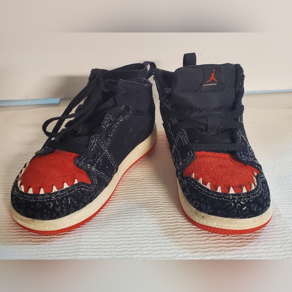 Air Jordan 1 Mid SE Baby Toddler Black (8C)